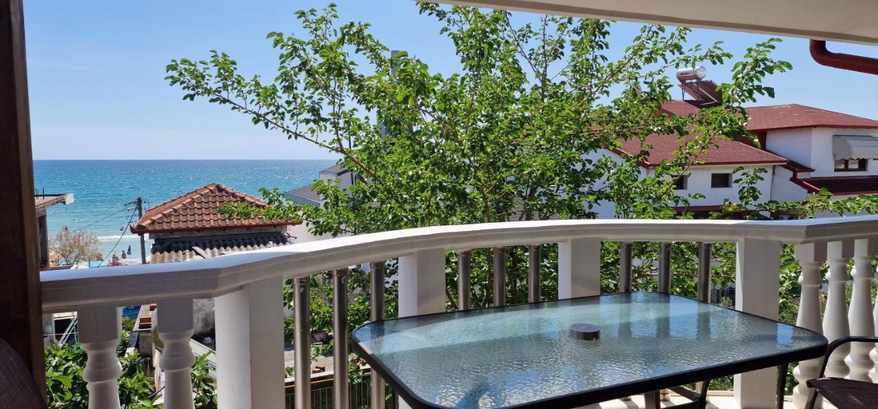 Villa Savvidis Paralía エクステリア 写真